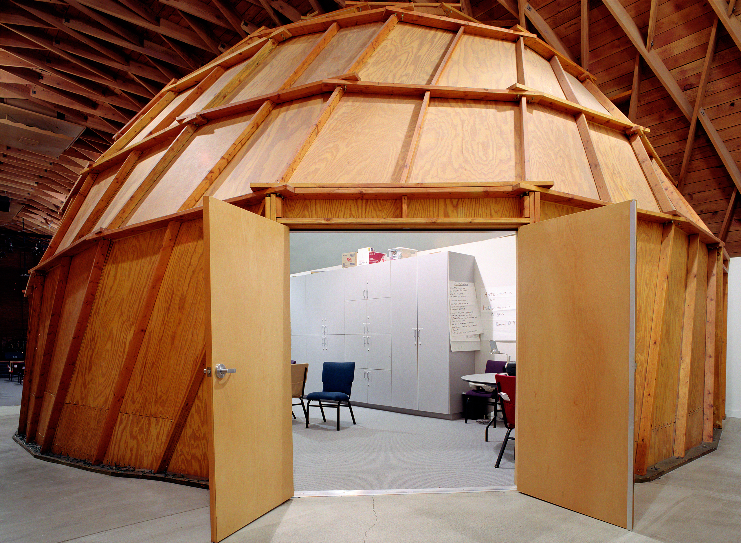 101_PCC_FW-OTTO_03_DOME-OPEN.jpg